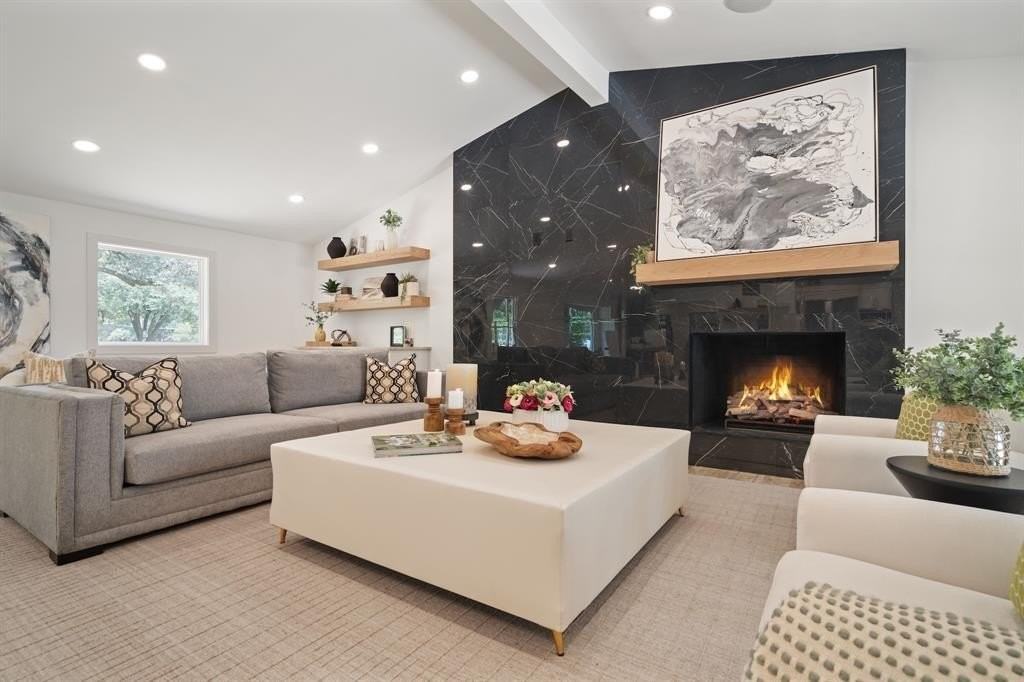 4336 Irvin Simmons Dr - Photo 5 of 38