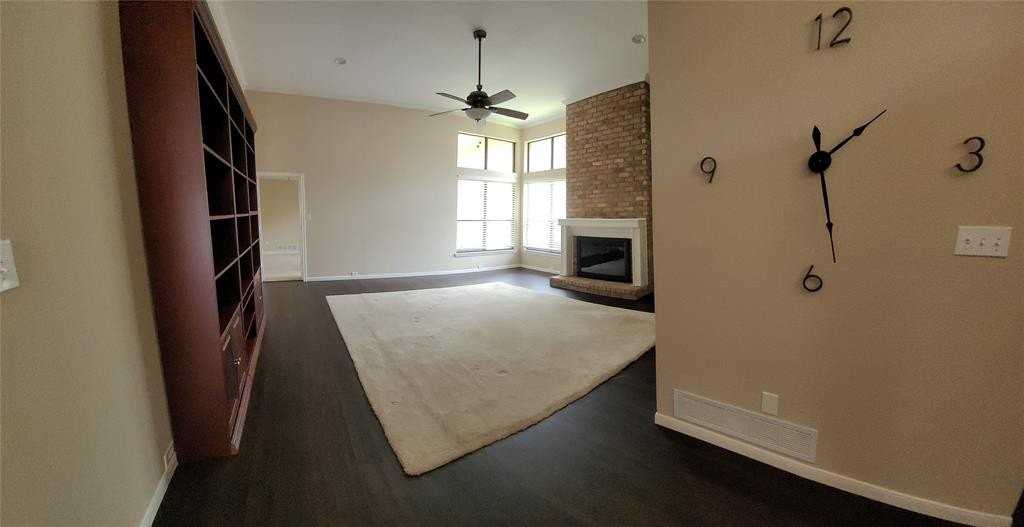 3625 Longbow Ln - Photo 2 of 16