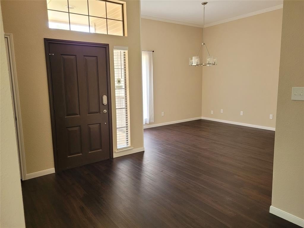 3625 Longbow Ln - Photo 5 of 16