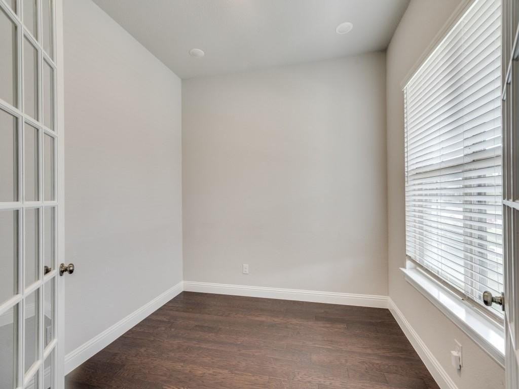 3572 Sevilla Dr - Photo 3 of 16