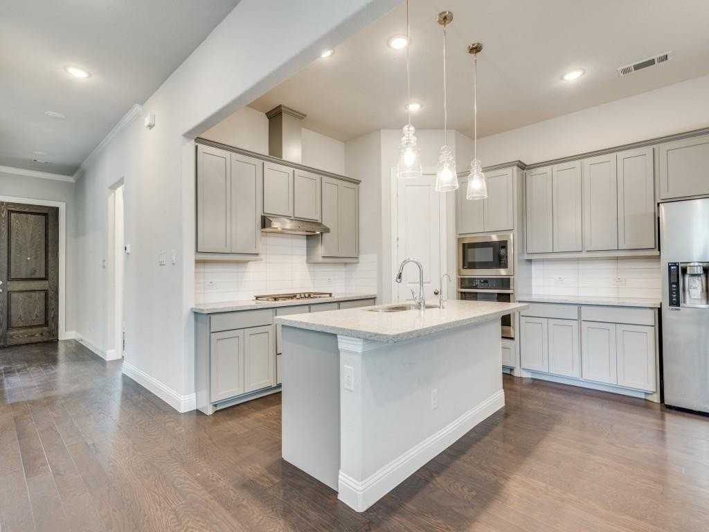 3572 Sevilla Dr - Photo 7 of 16