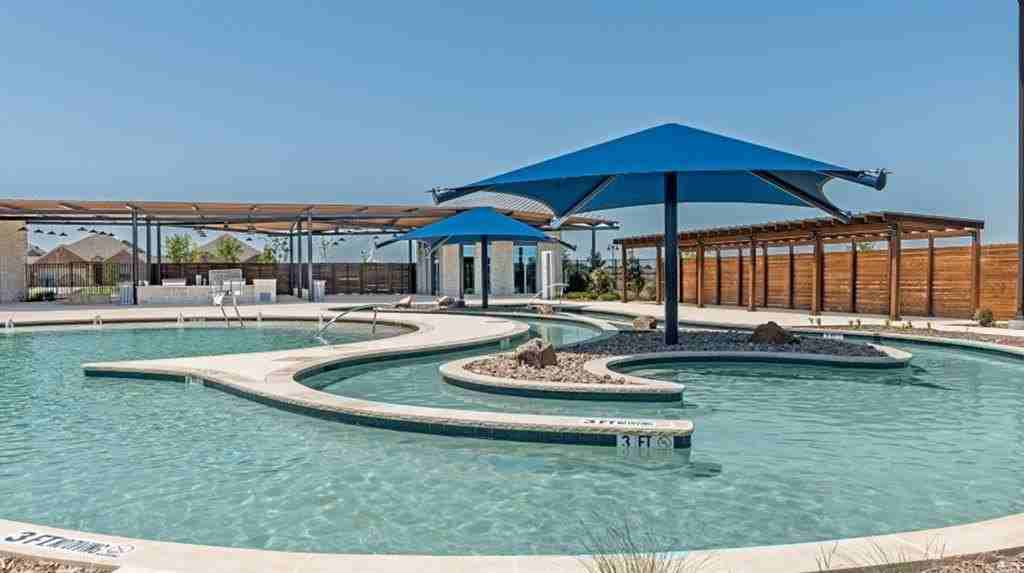 336 Ardsley Ln - Photo 2 of 28