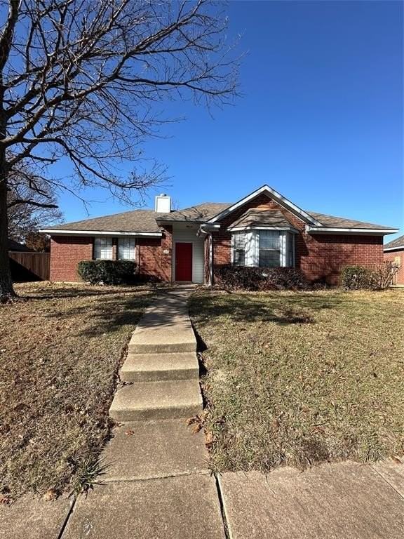 2006 Oakglen Dr - Photo 2 of 15