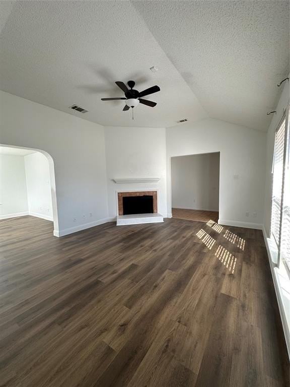 2006 Oakglen Dr - Photo 4 of 15