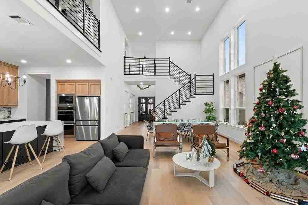 3020 Gold Dust Dr - Photo 4 of 31