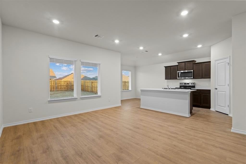 612 Creek End Dr - Photo 5 of 24