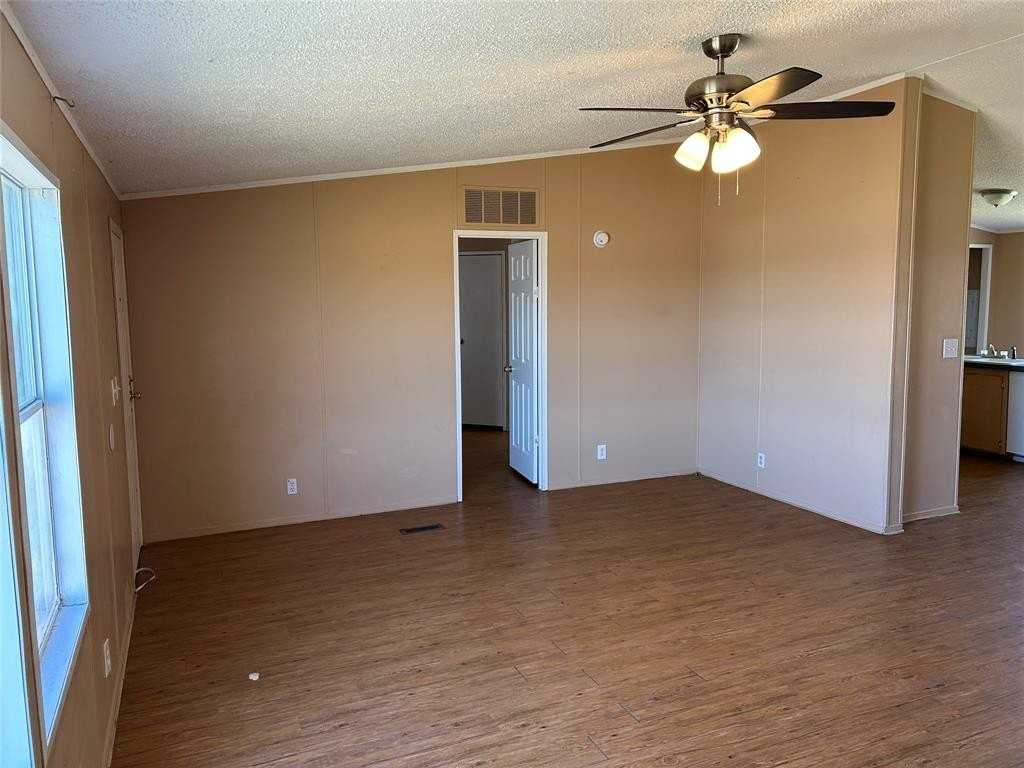 102 Sunny Brook Ct - Photo 2 of 13