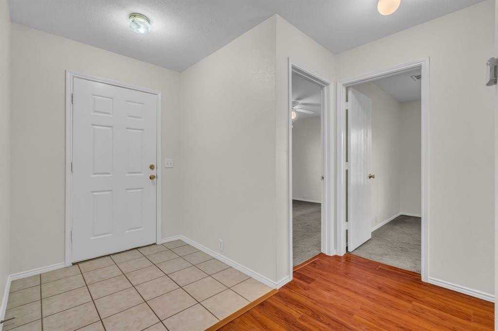 2312 Tailburton Ct - Photo 6 of 34