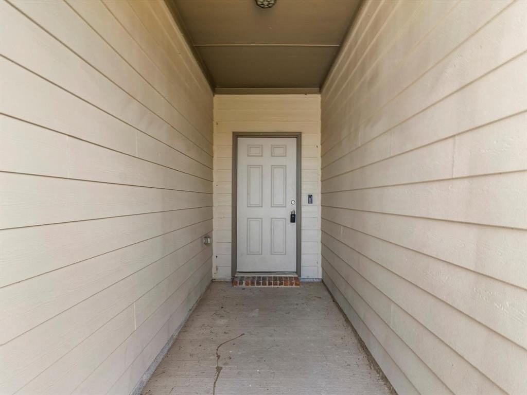 13344 Ridings Dr - Photo 4 of 29