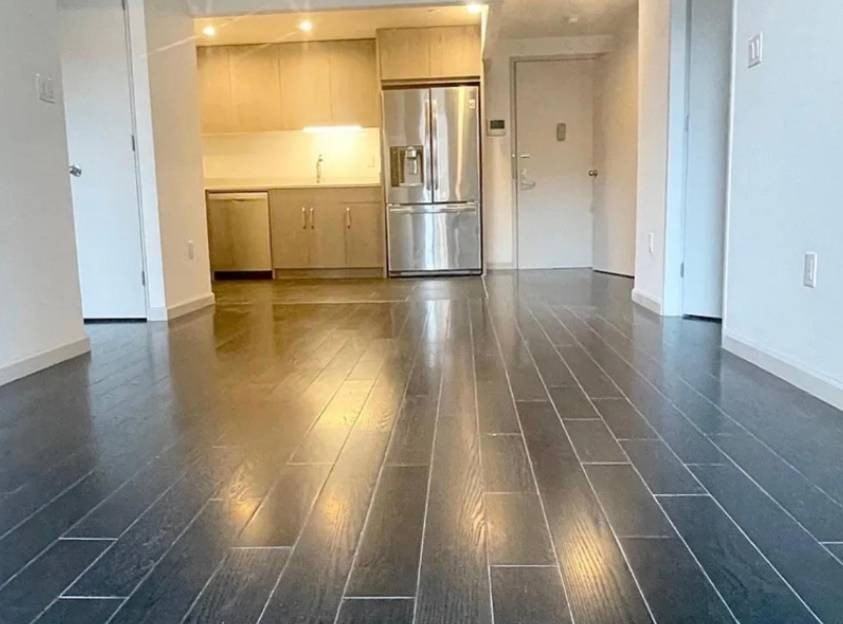 14438 35th Ave #1C - Photo 2 of 12