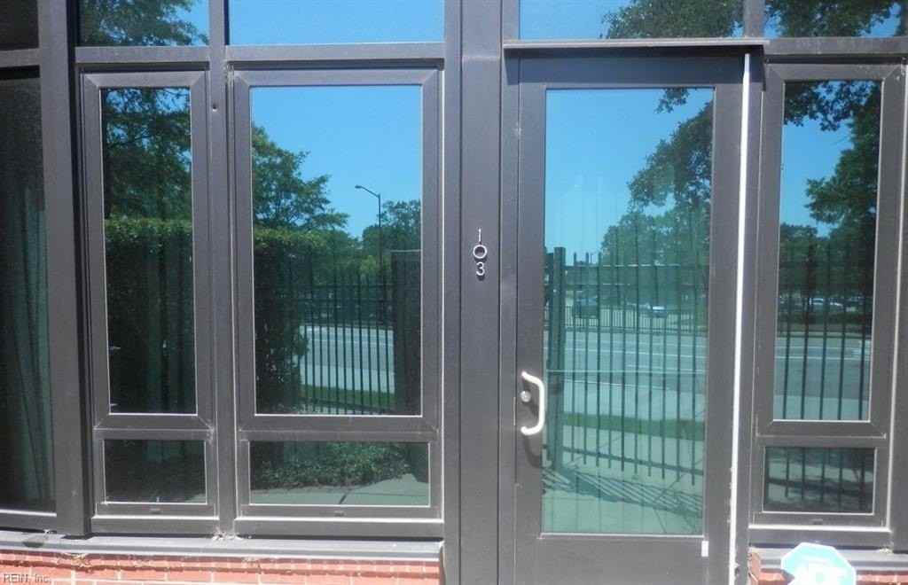 415 Saint Pauls Blvd #103 - Photo 2 of 10