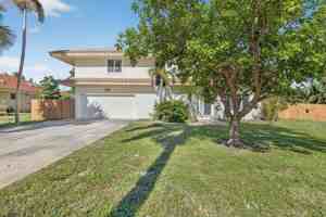 featured image of 4517 Nw 5th Ave