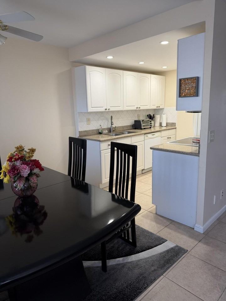 2029 Exeter B - Photo 5 of 20