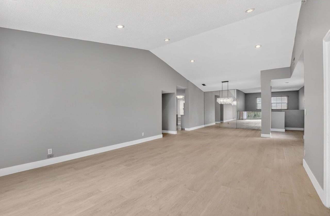 6769 Montego Bay Blvd #F - Photo 7 of 35