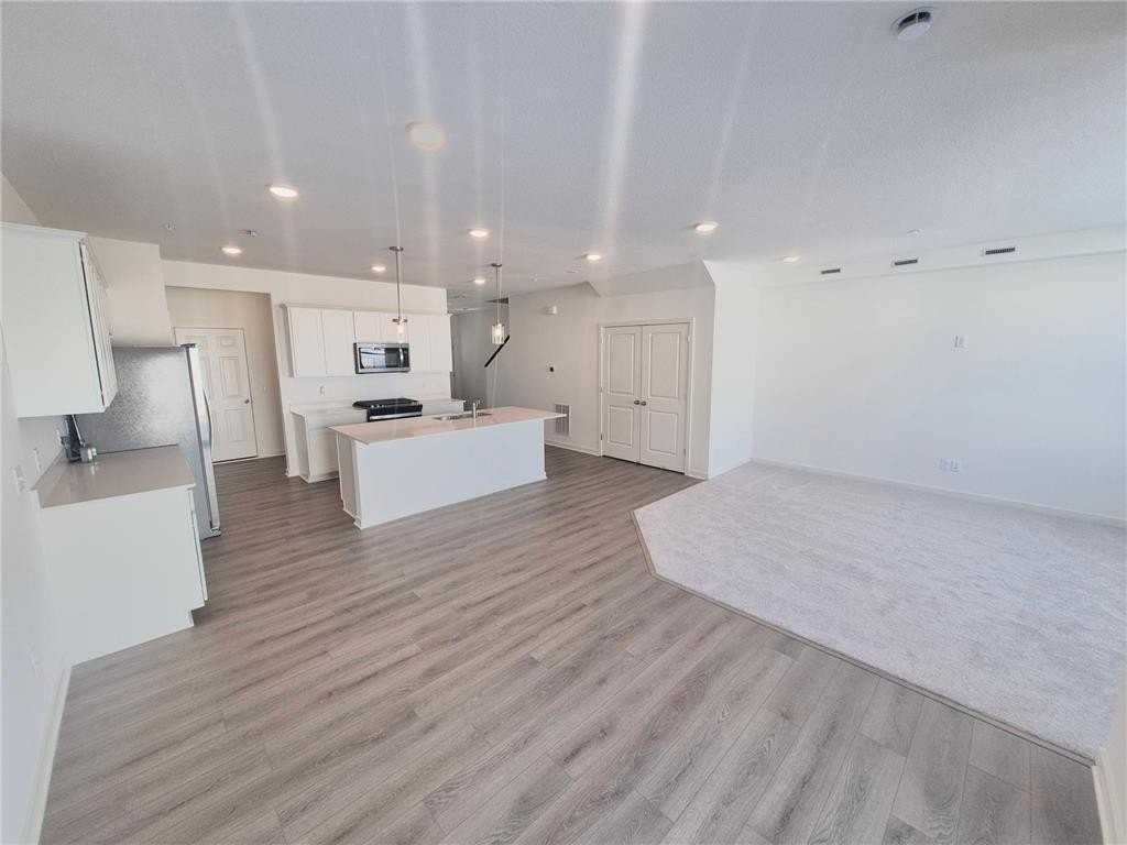 1569 Aclare Rdg - Photo 2 of 13