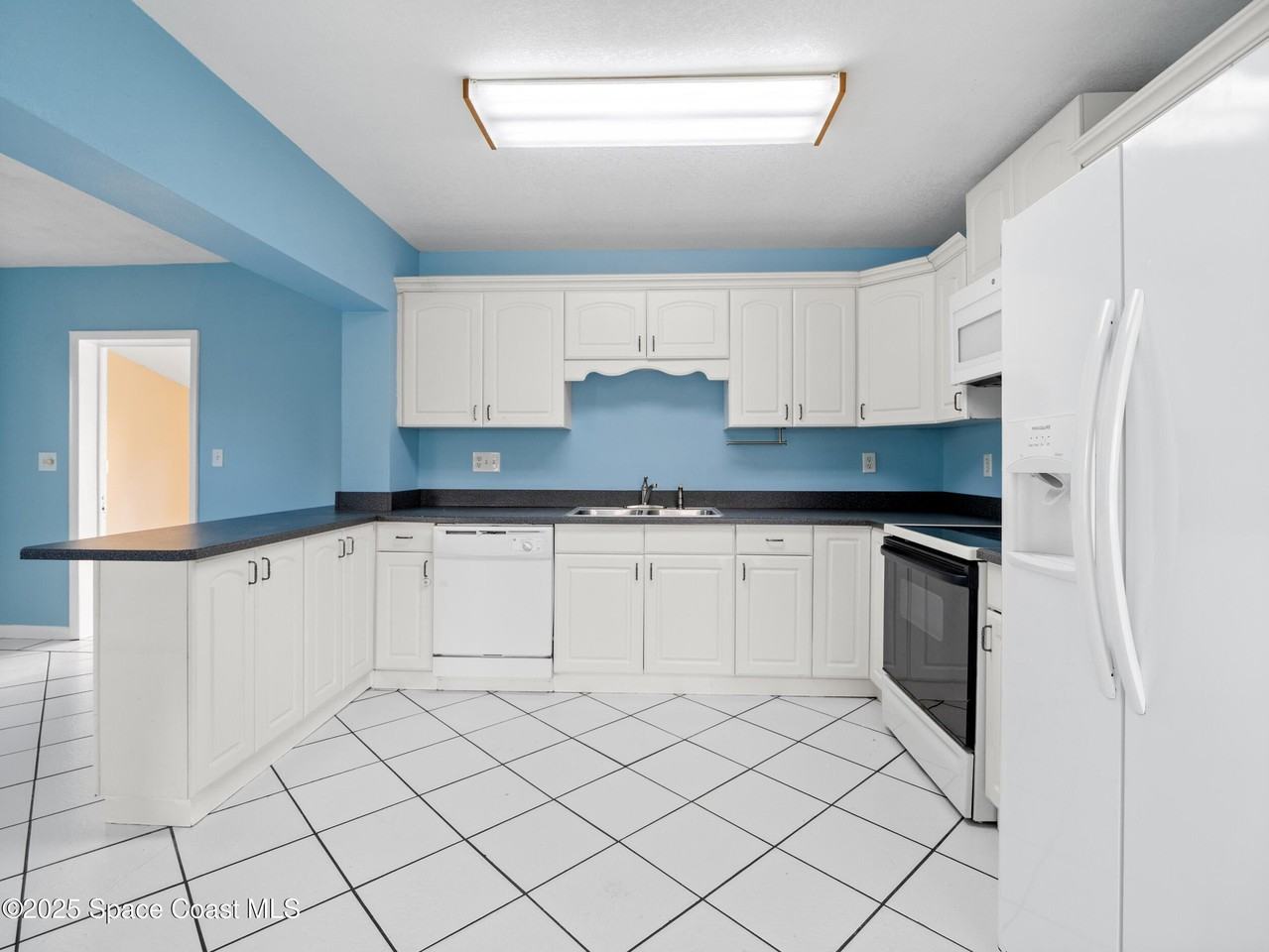 130 Cinnamon Dr - Photo 6 of 15