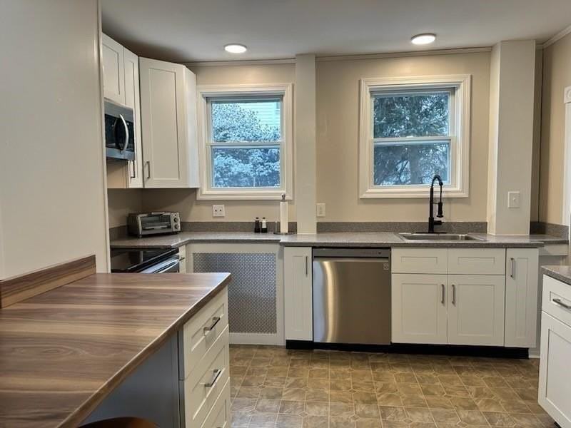 44 Charles St Apt 1 #1 - Photo 3 of 5