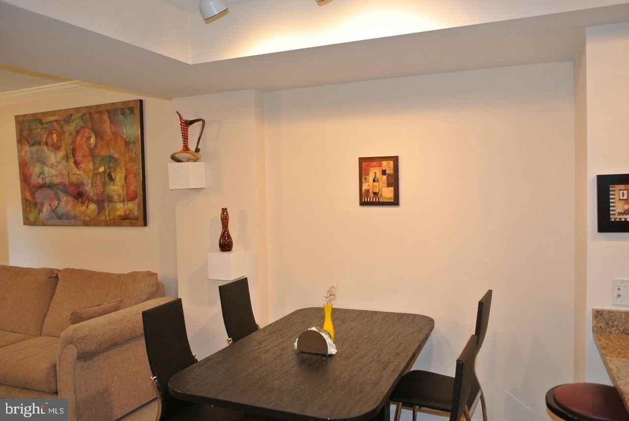 616 E St Nw Apt 447 #447 - Photo 3 of 28