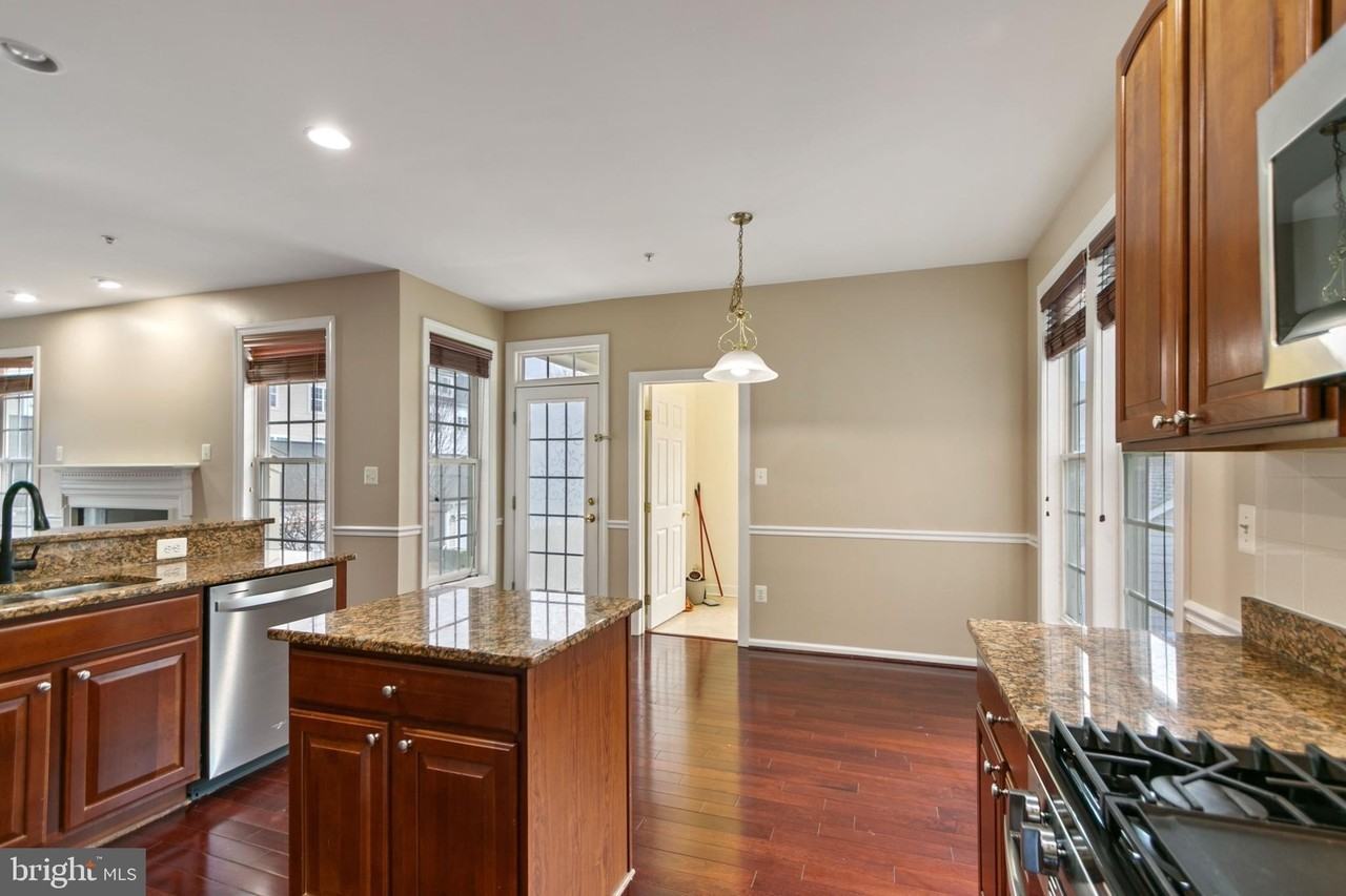 23209 Robin Song Dr - Photo 2 of 24