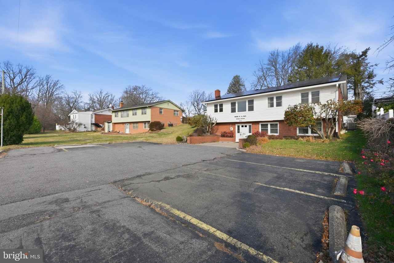 1721 University Blvd W - Photo 4 of 38