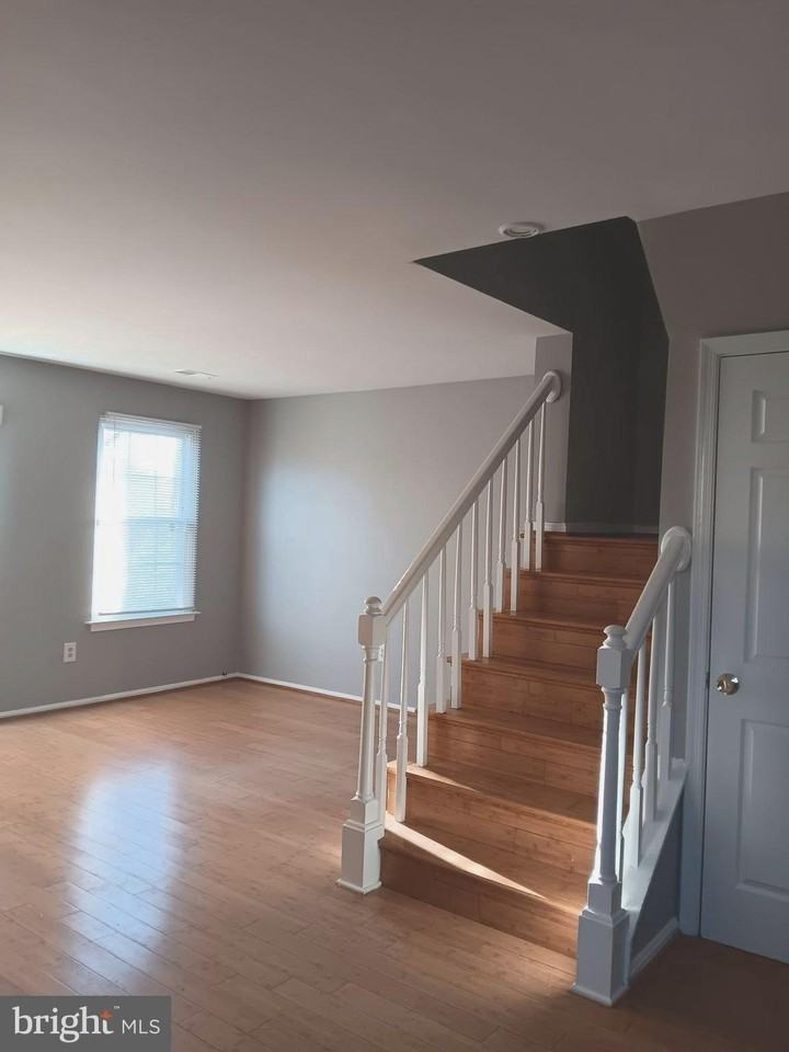 7102 Cipriano Springs Dr - Photo 6 of 25