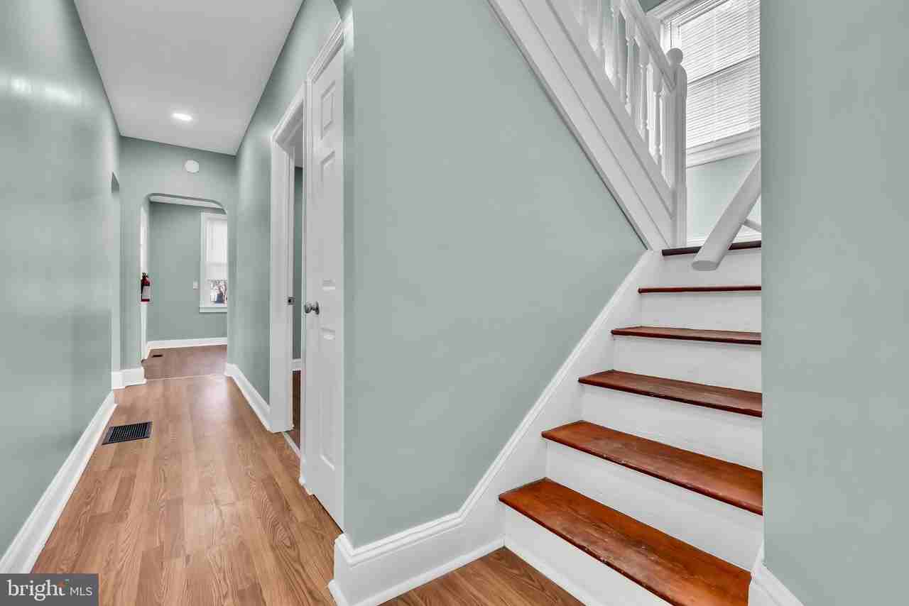 127 Cleveland Ave - Photo 6 of 15