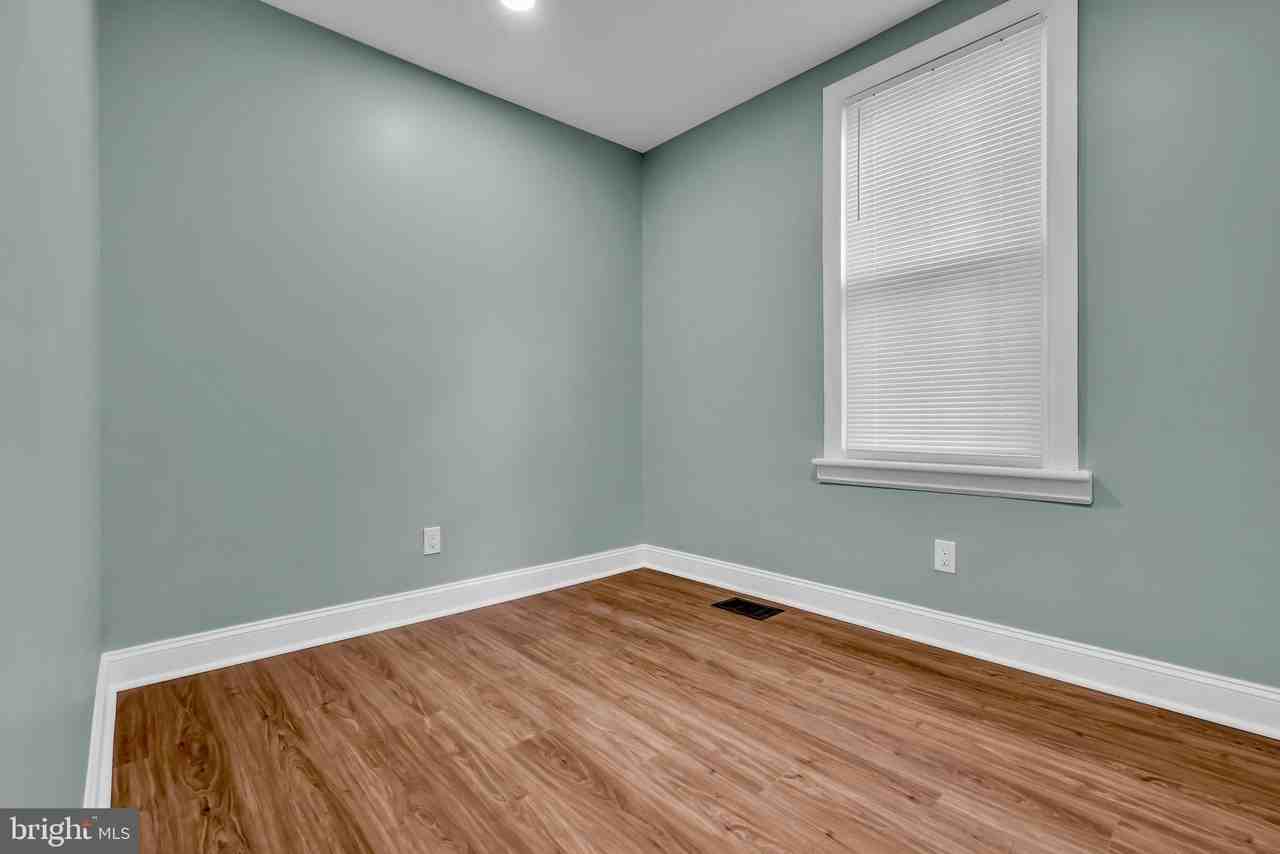 127 Cleveland Ave - Photo 7 of 15