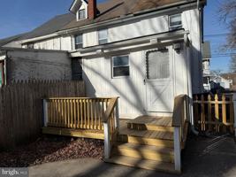 featured image of 58 E Monroe St