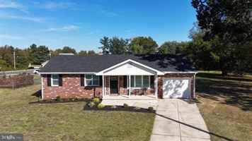 featured image of 3 Helen Ave