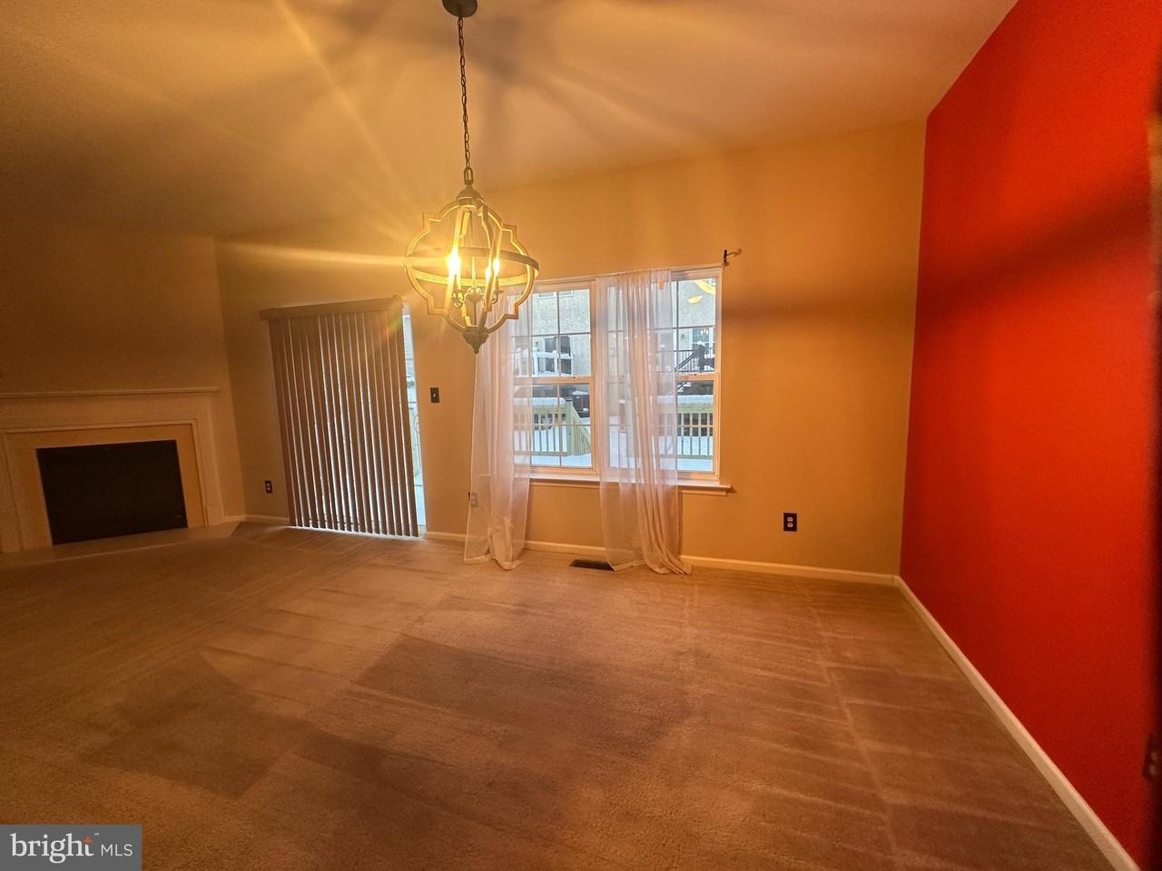 937 Cholet Dr - Photo 6 of 21