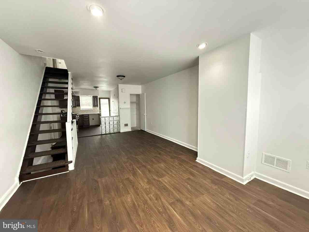 2517 S Camac St - Photo 2 of 9