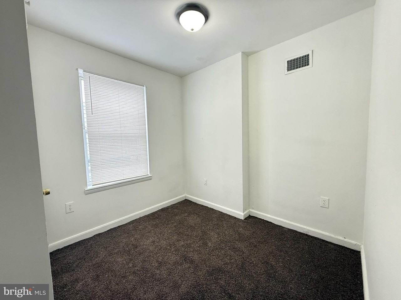 2517 S Camac St - Photo 5 of 9