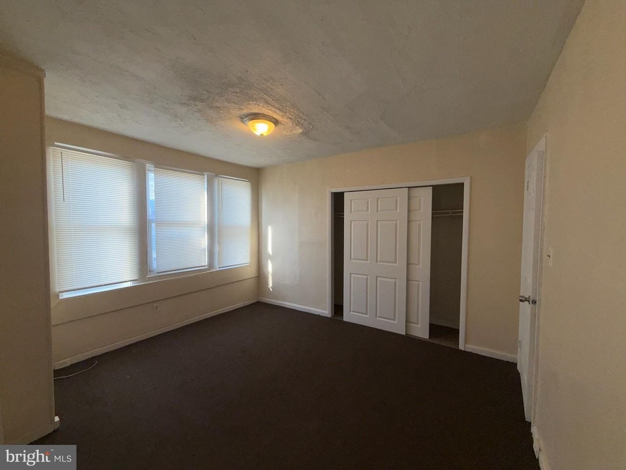 4929 N Franklin St - Photo 7 of 8