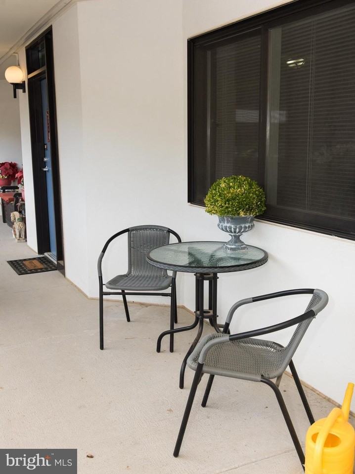 1951 Sagewood Ln Apt 305 #305 - Photo 2 of 21