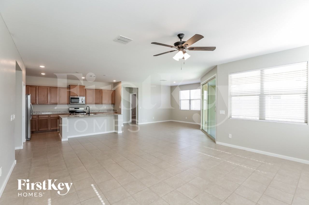 30299 N Hummingbird Ln - Photo 6 of 16