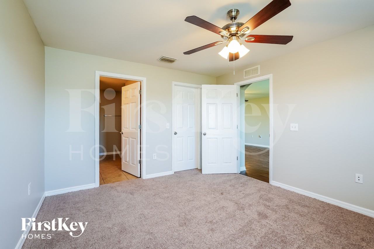 716 Evening Shade Ln - Photo 7 of 15