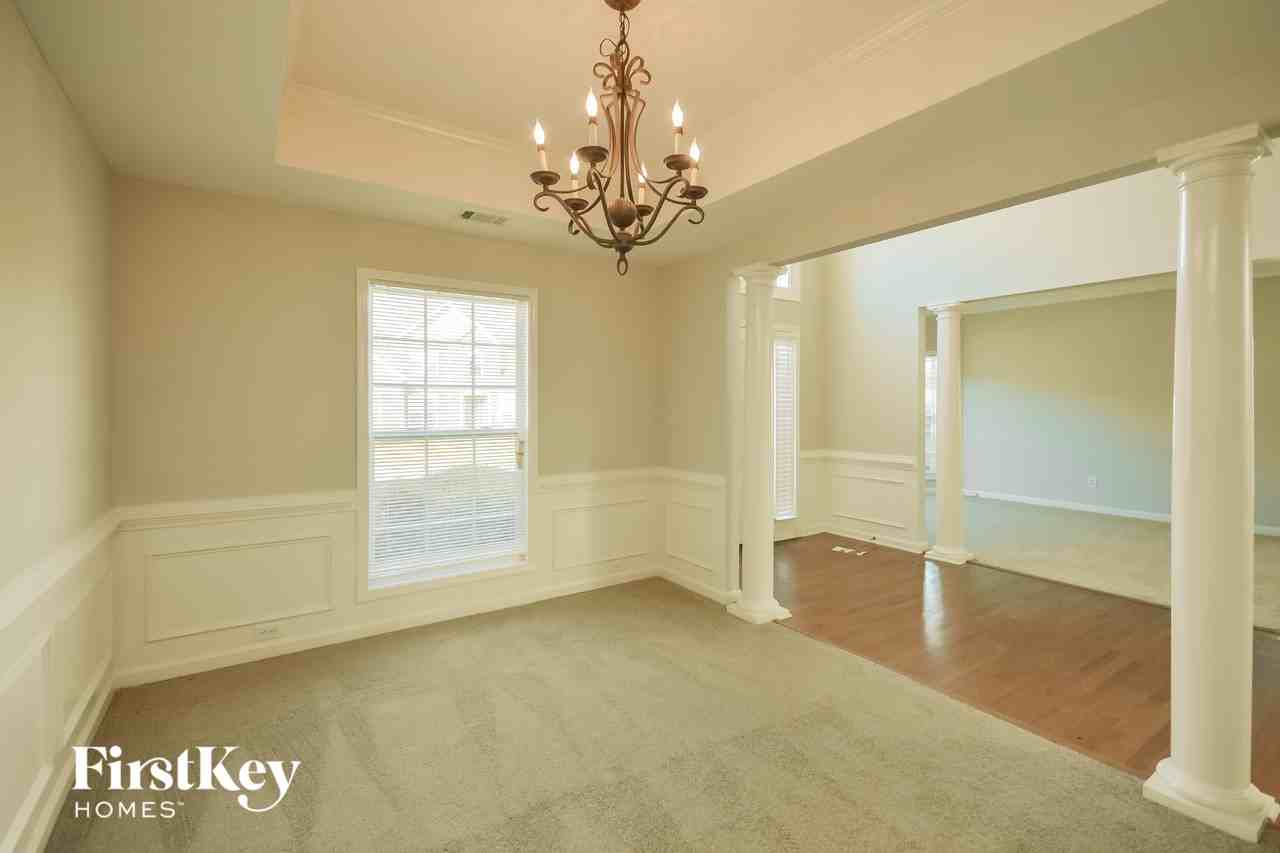 1382 Fall River Dr - Photo 5 of 15