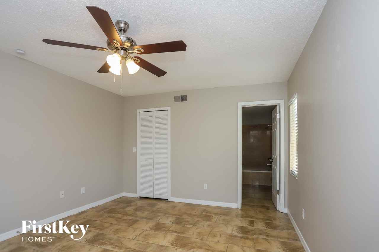 1503 Chepacket St - Photo 7 of 15