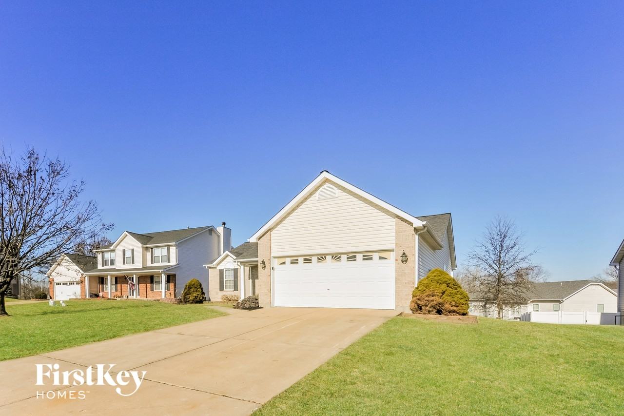 3 Princess Grace Ct - Photo 2 of 15