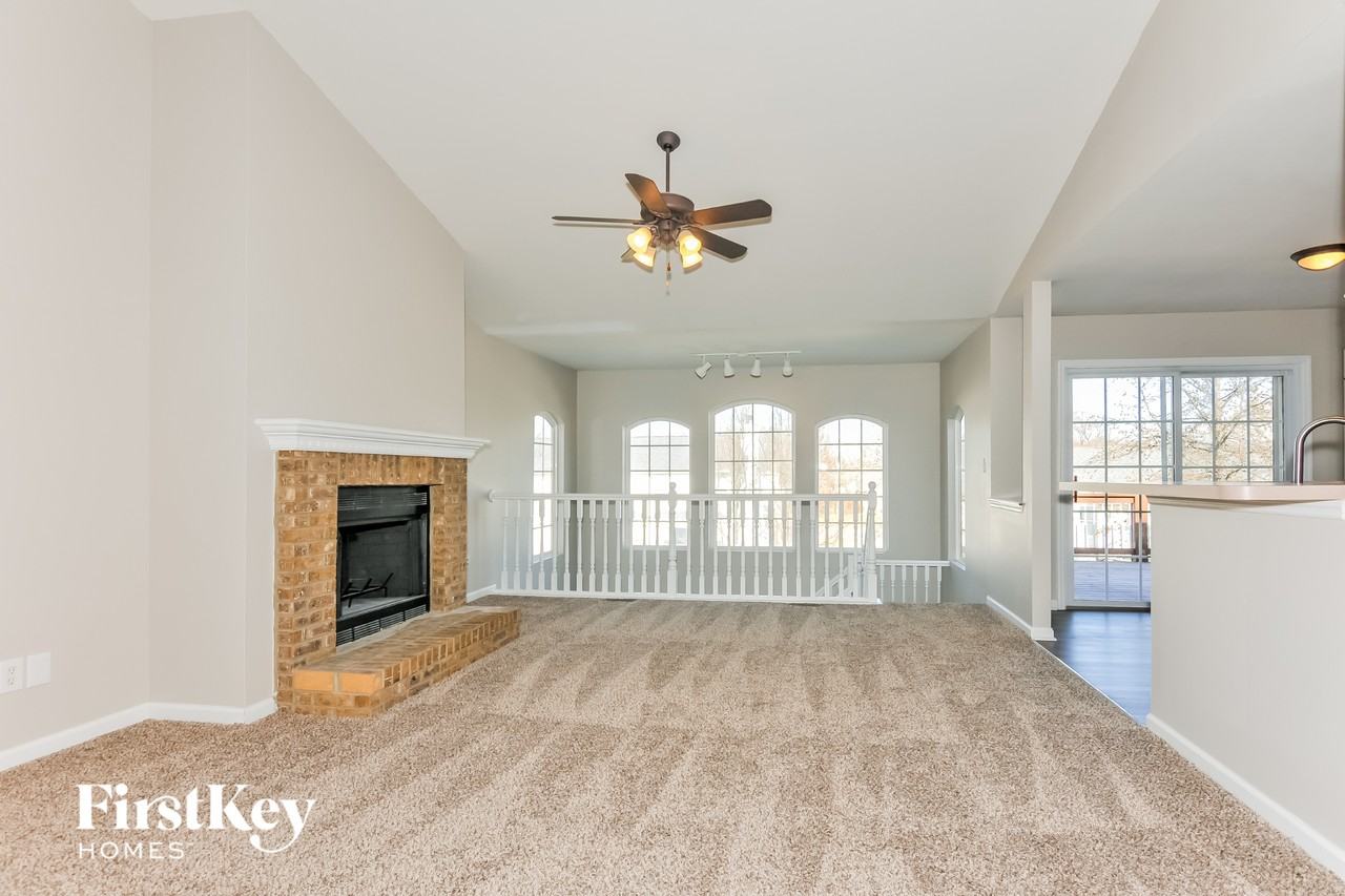 3 Princess Grace Ct - Photo 3 of 15