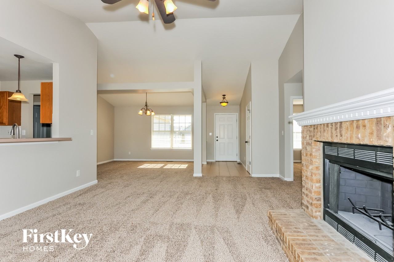 3 Princess Grace Ct - Photo 4 of 15