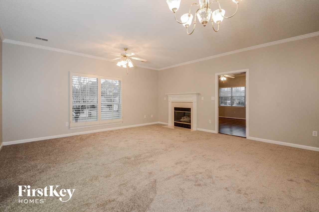 5120 Alex Way - Photo 4 of 15