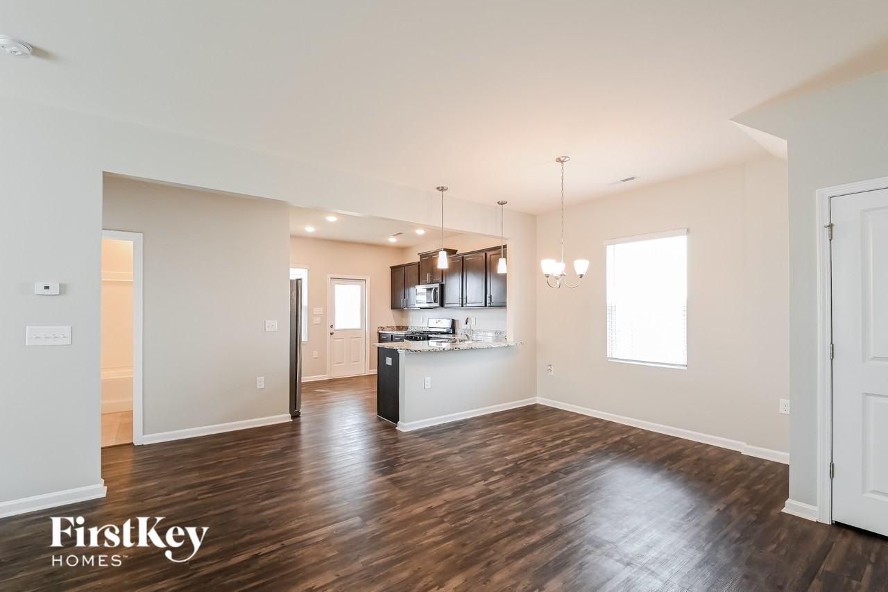 2114 Attend Xing - Photo 3 of 15