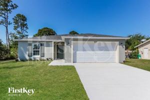 featured image of 957 Se Caravan Ave