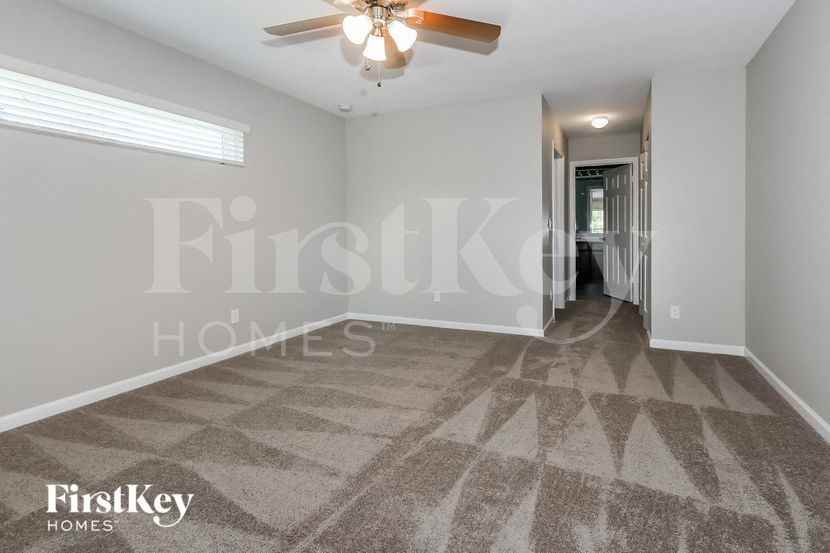 957 Se Caravan Ave - Photo 7 of 15