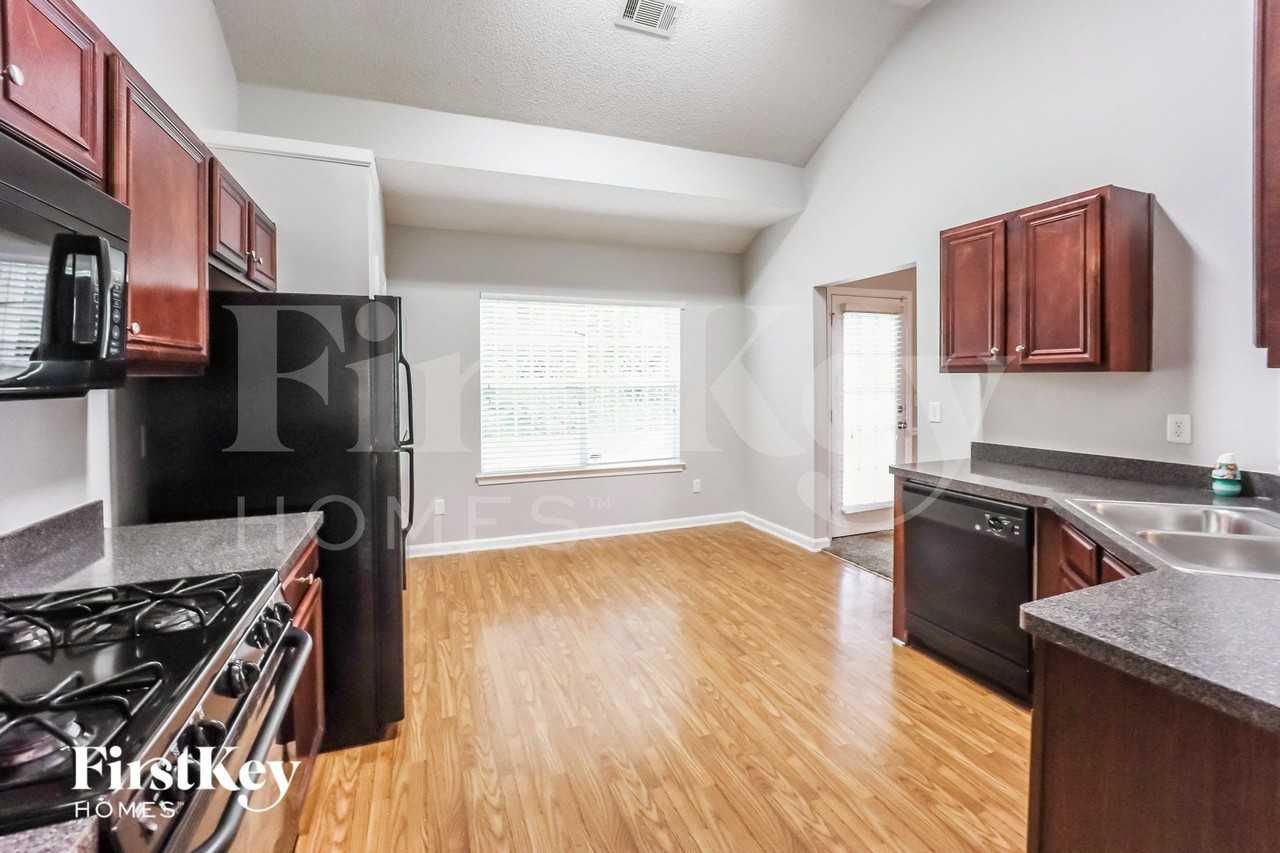 6255 Lamp Post Pl - Photo 6 of 14