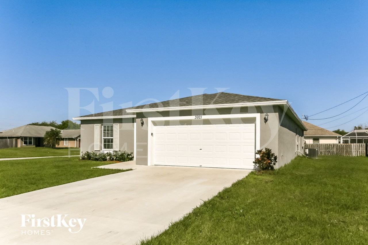 3921 Sw Kabane St - Photo 2 of 15