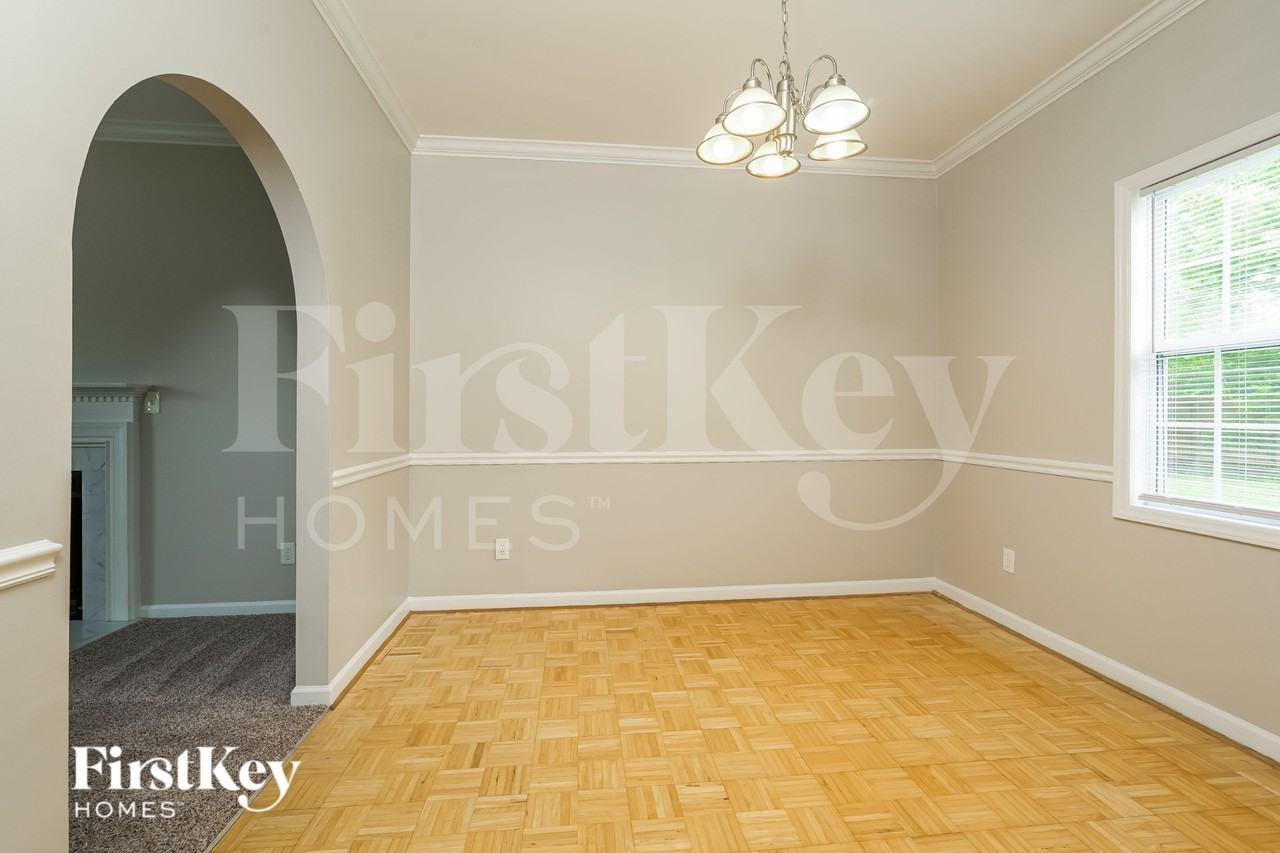 3908 Melco Ct - Photo 5 of 16