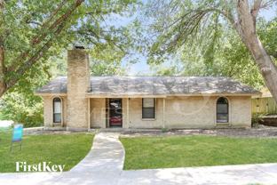 302 Wildbriar Dr - Photo 1 of 1