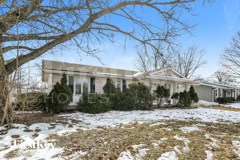 1560 Leisure Dr - Photo 2 of 16